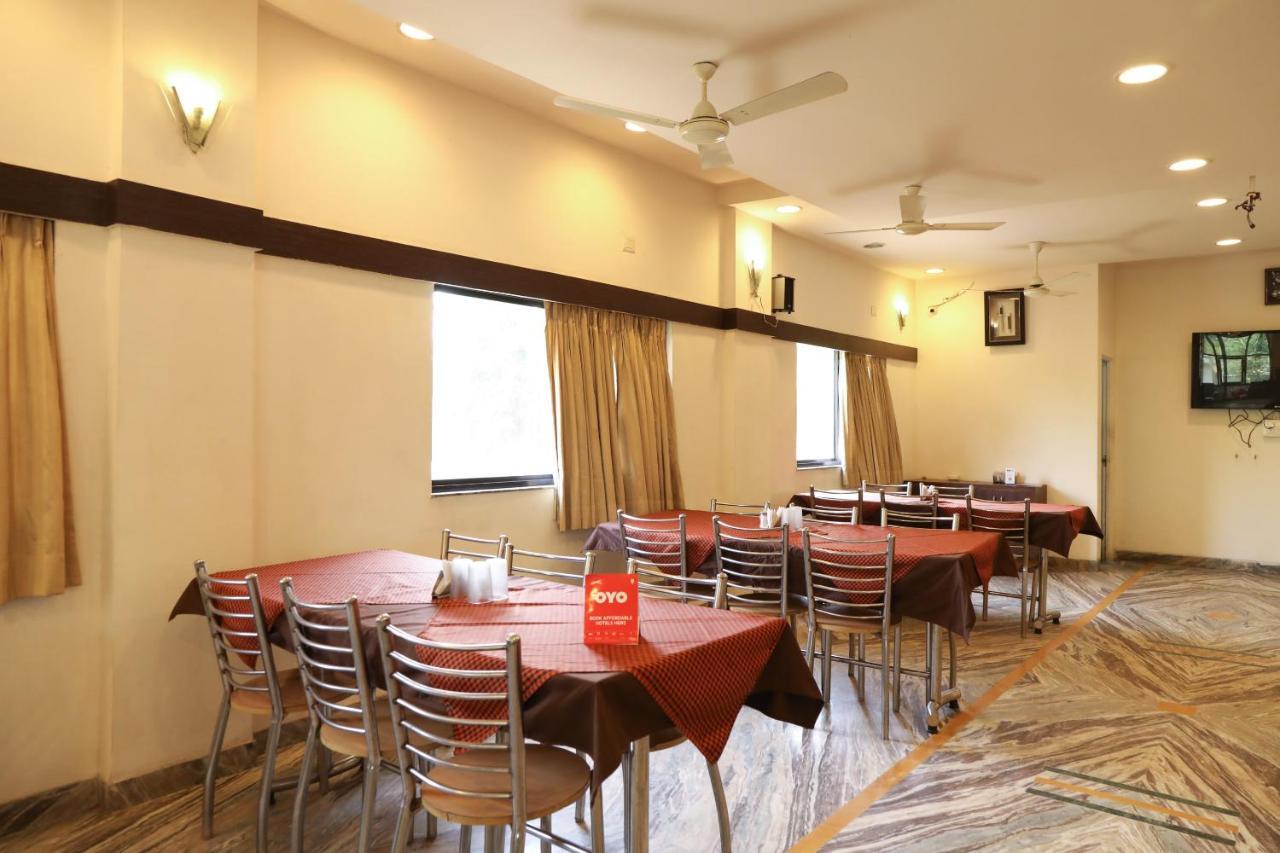 Oyo 10943 Hotel Plus Corporate Khapa  Εξωτερικό φωτογραφία